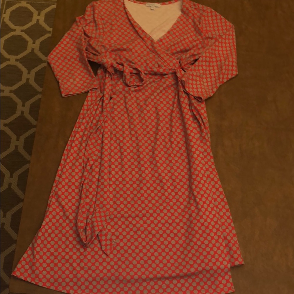 Red and gray polka dot Gap Maternity wrap dress M